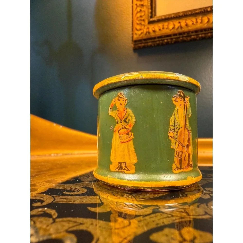 Vintage Hand-Painted Wood Stamp Roll Box 2″ Round Musical Figures - Picture 11 of 16